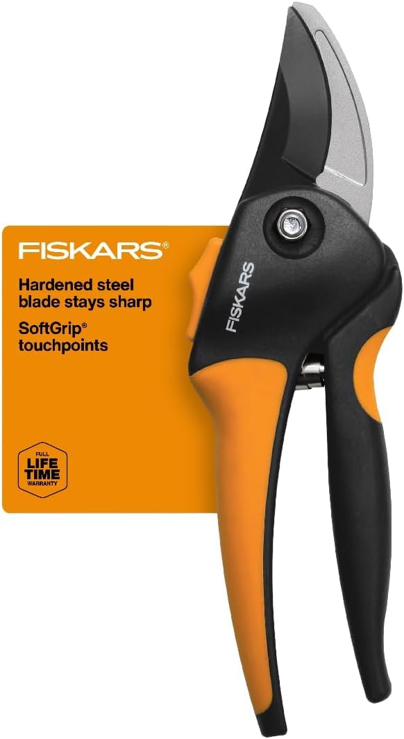 Sécateur Fiskars bypass noir et orange, lame acier et poignées SoftGrip