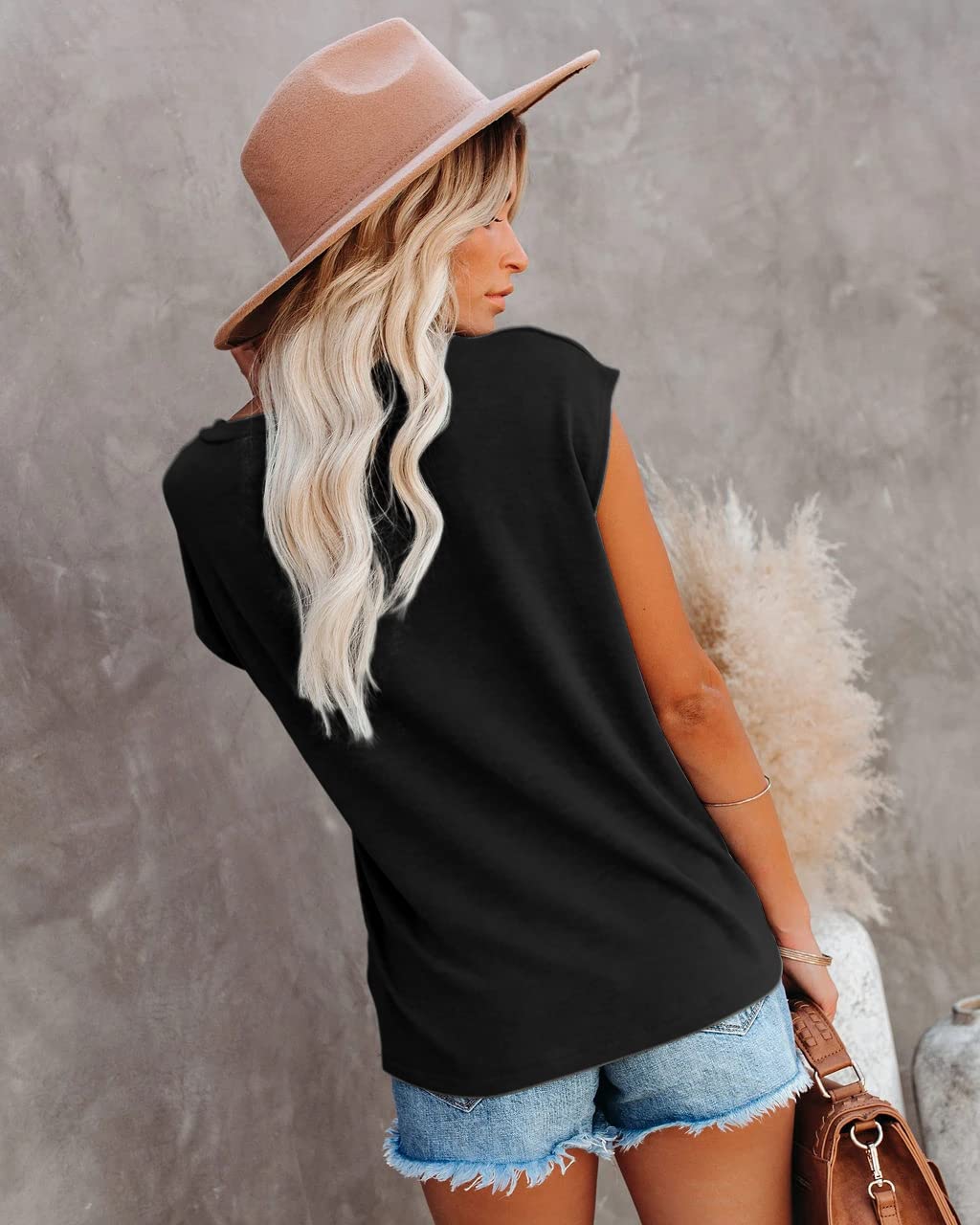 isermeo Womens Cap Sleeve Summer Tops Trendy Tank Tops Lace V Neck Loose Fit Shirts S-XXL