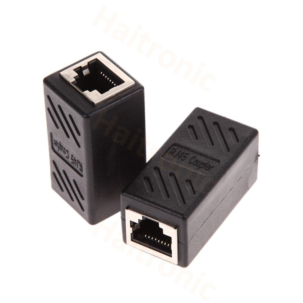 Deux adaptateurs Ethernet RJ45 femelle-femelle noirs avec ports RJ45 visibles