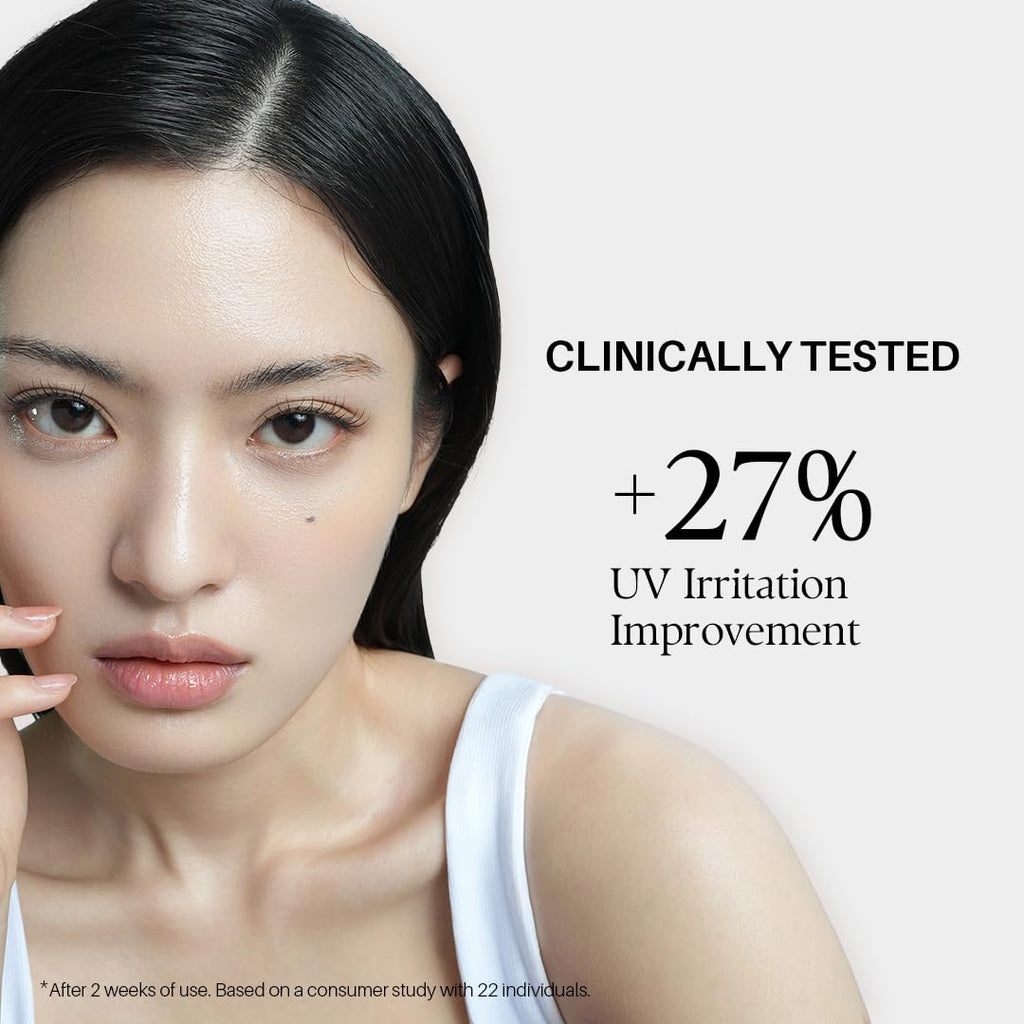 Visage au teint lumineux, peau hydratée après application d’un soin