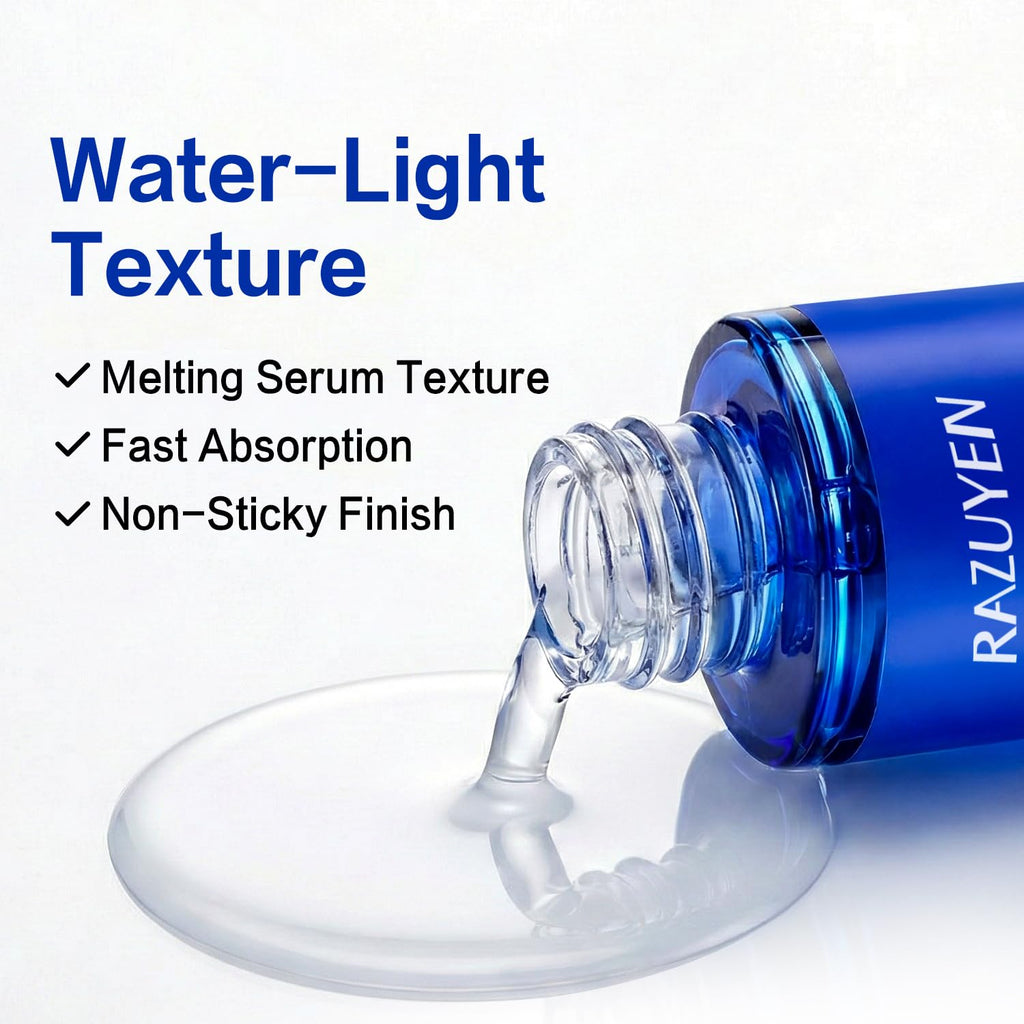 Flacon de sérum visage bleu déversant une texture gélifiée transparente