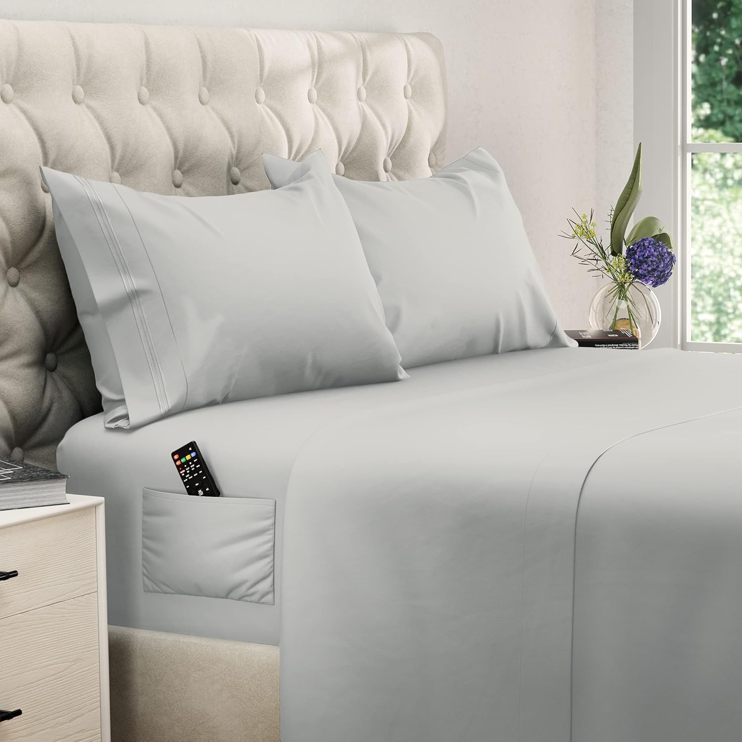 DREAMCARE Bedding Sets Queen - 4 Piece Queen Bed Sheets - Deep Pocket up to 15 in - Draps Lit Queen - Luxury Hotel Sheets & Pillowcases Set - Shrink & Fade Resistant (Queen, Black)
