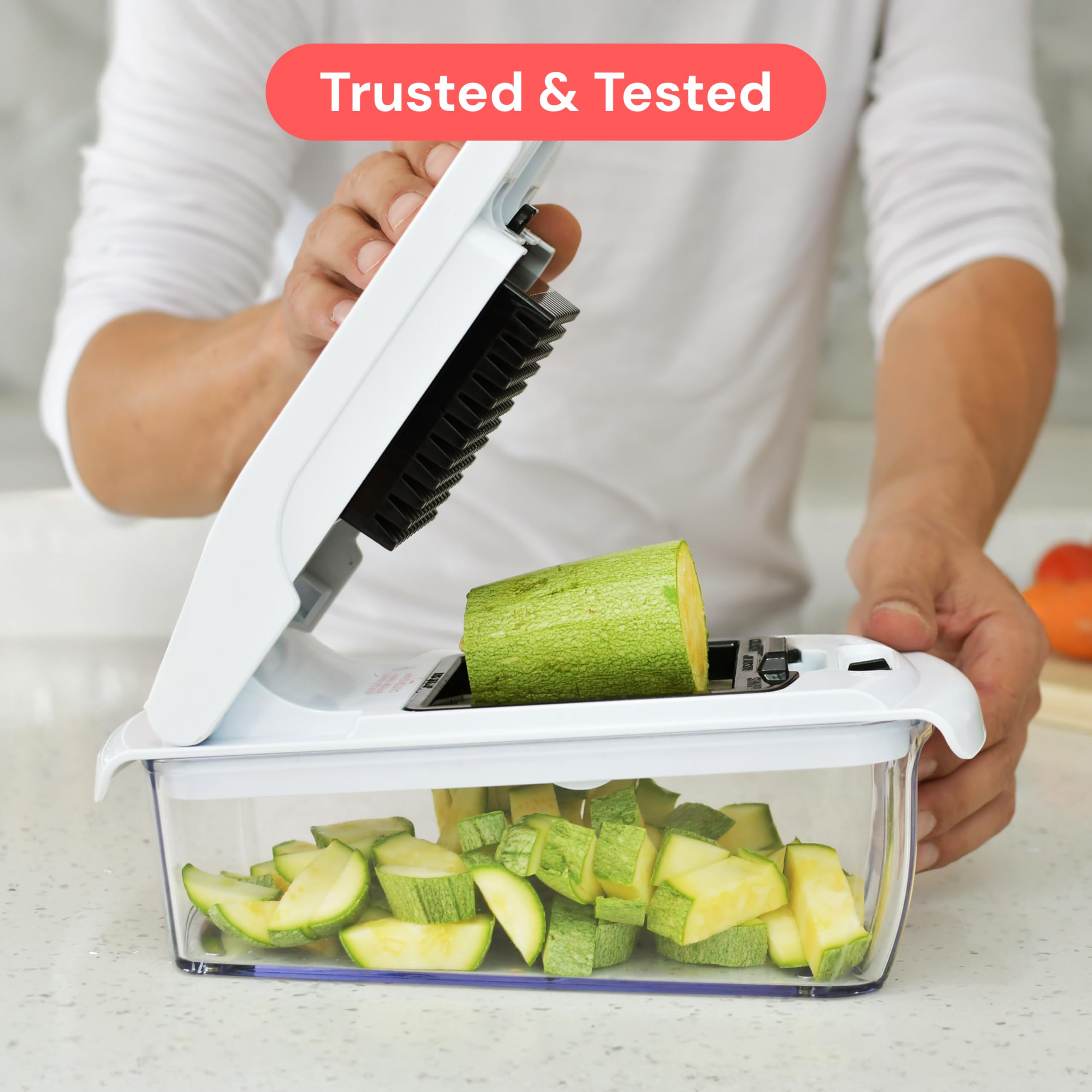 Fullstar Vegetable Chopper & Cutter - Slicer Dicer Spiralizer with Container for Food Veggie Onion Cucumber Tomato Salad Potato French Fry - Kitchen Essentials & Gadgets (PRO 4-in-1, White)