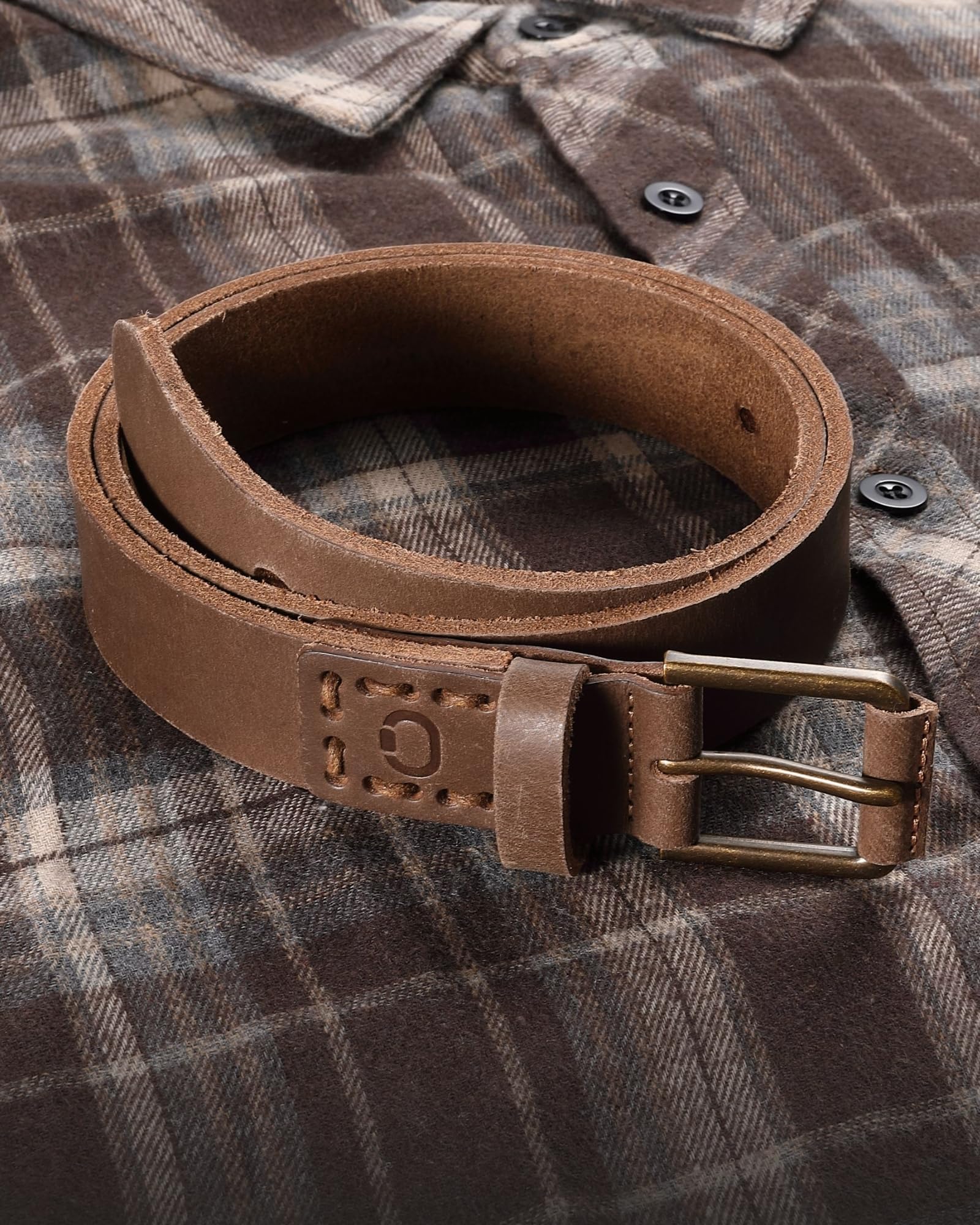 CHAOREN Leather Kids Belt - 1 1/8" Handmade Leather Boys Belt - Ideal for Casual and Dress Wear