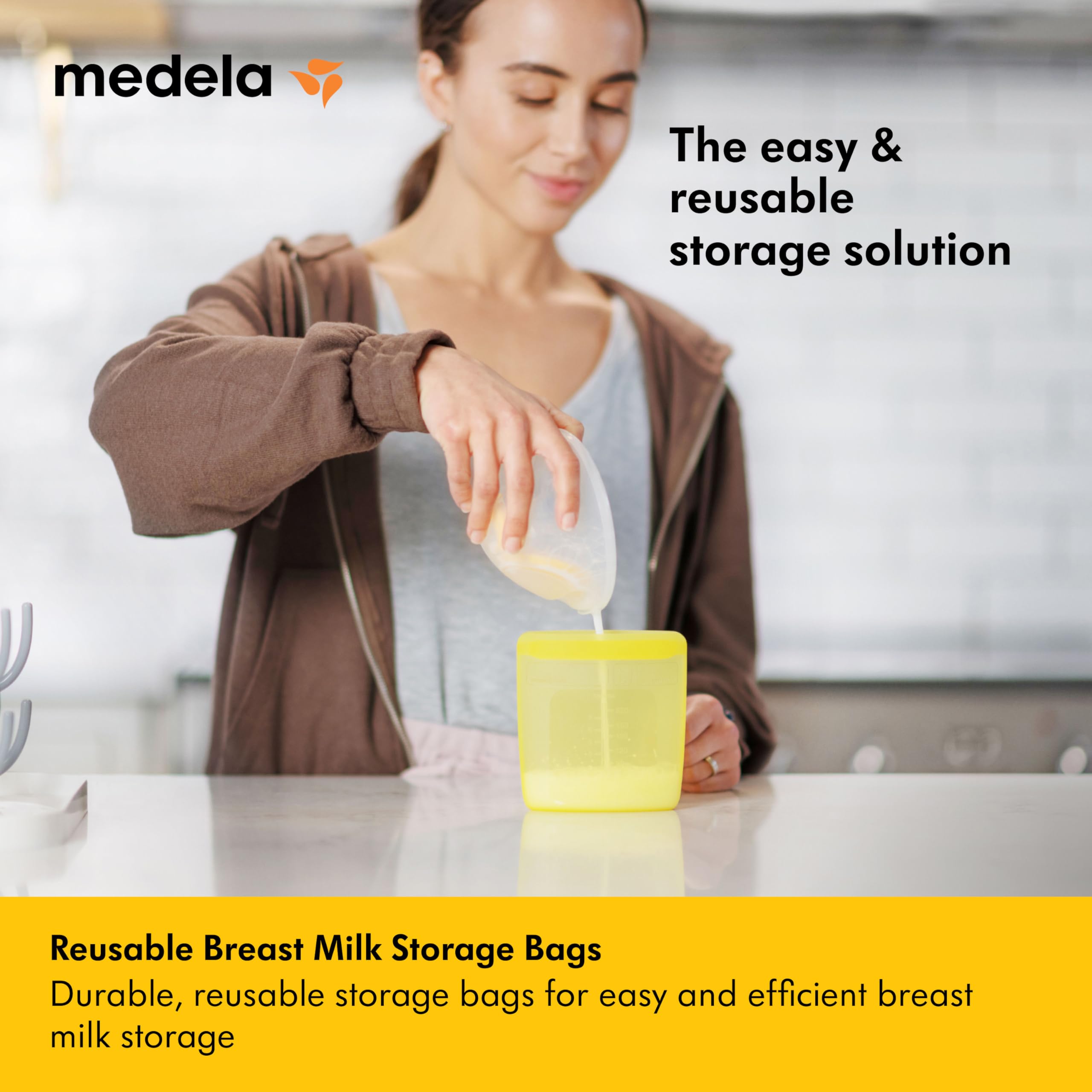 Medela Easy Pour Disposable Breast Milk Storage Bags, 7 oz/210 ml Capacity, Leakproof Design with Milk Protection, Made Without BPA, Pack of 100